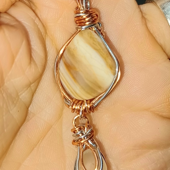 Jewelry - Picture 10 of 10